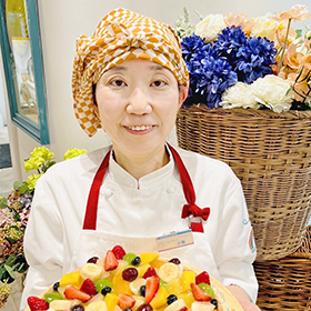 近藤　暁子