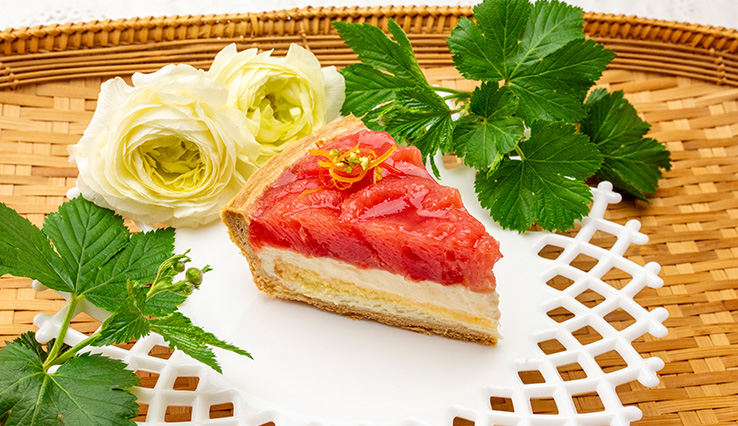 【新作・店舗限定】浜松市産 スタールビー（グレープフルーツ）のタルト