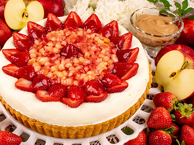 紅玉とイチゴのタルト チョコレート風味