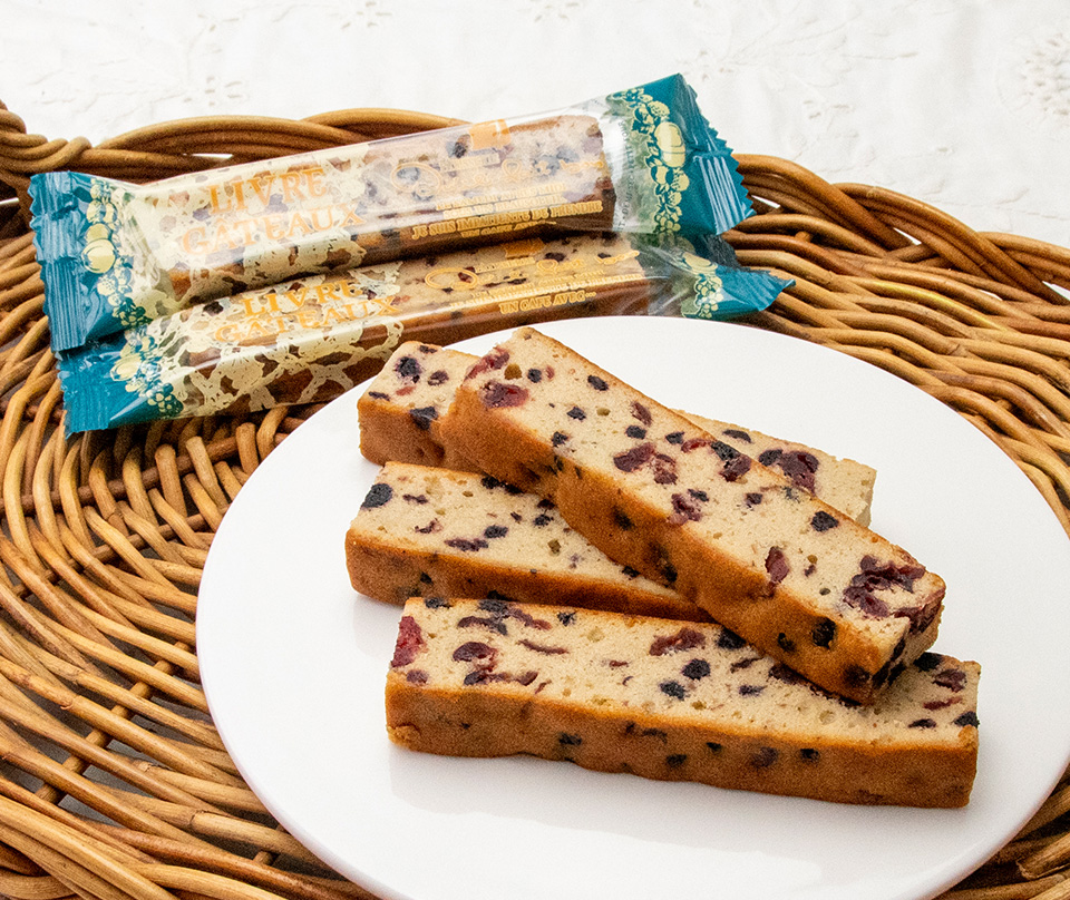 クランベリーとブルーベリーパウンドのバトン